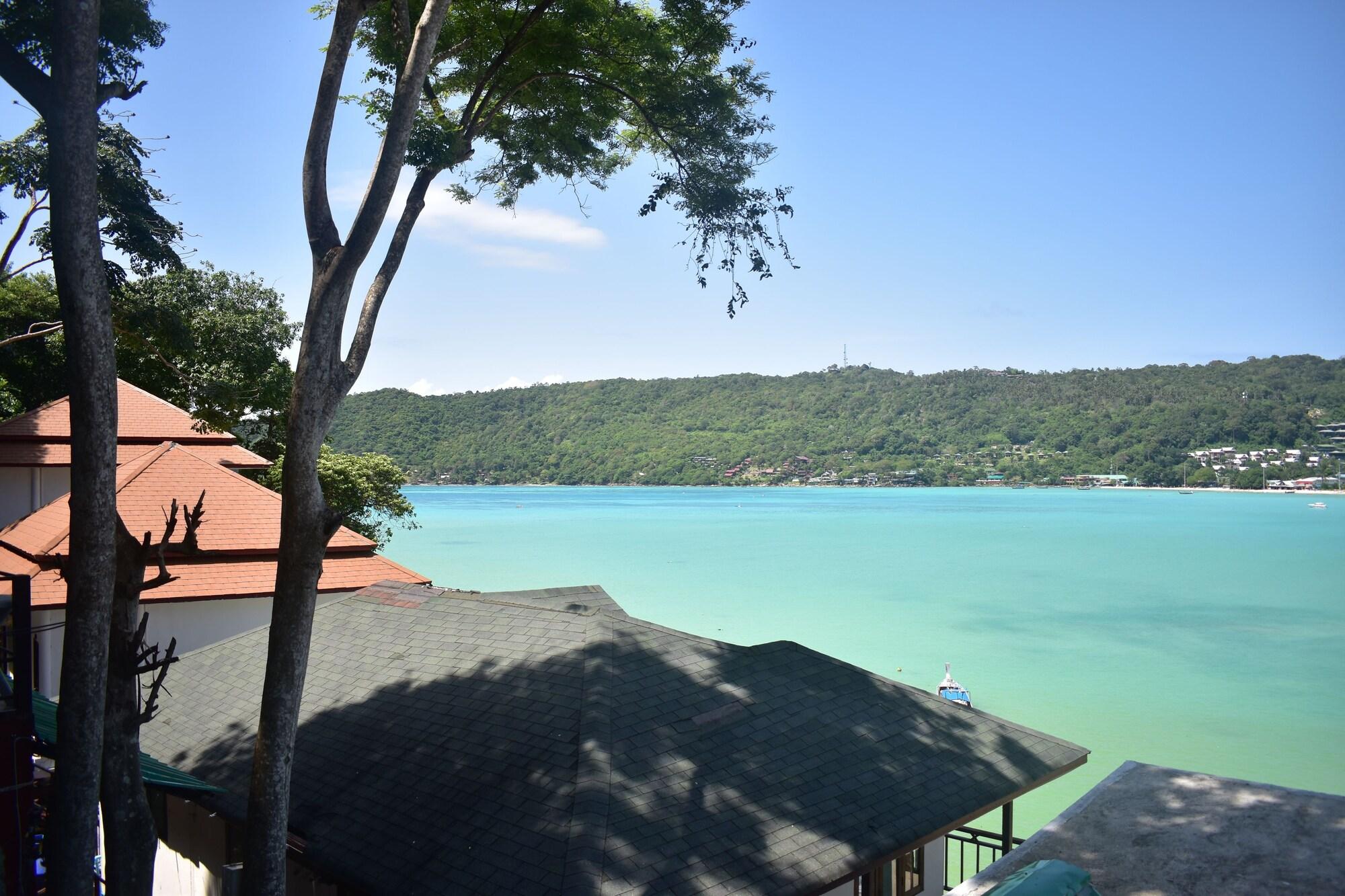 Phi Phi Beach Front Resort Exterior photo