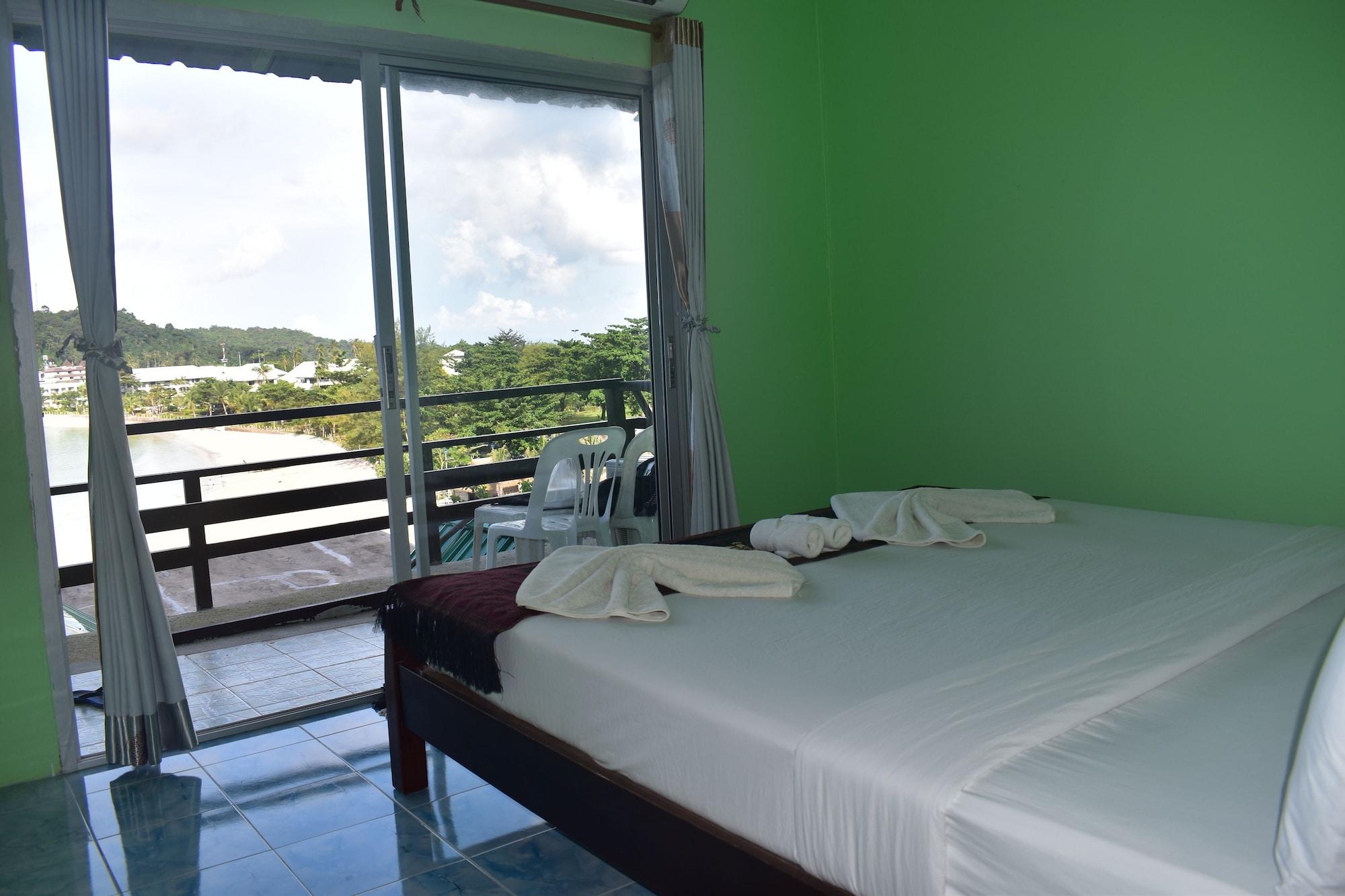 Phi Phi Beach Front Resort Exterior photo