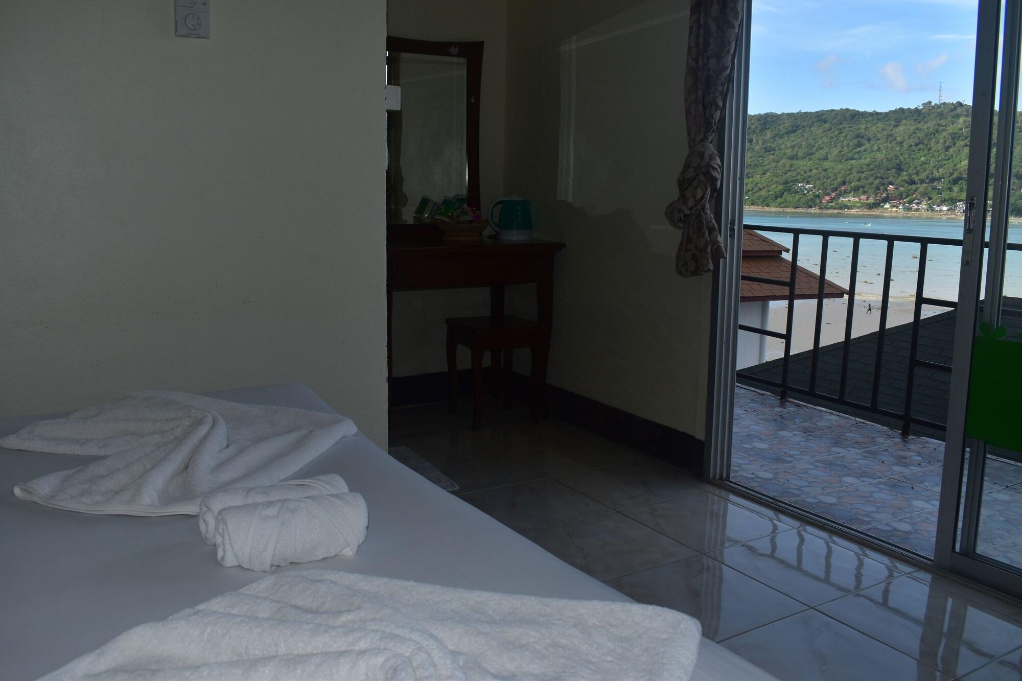 Phi Phi Beach Front Resort Exterior photo