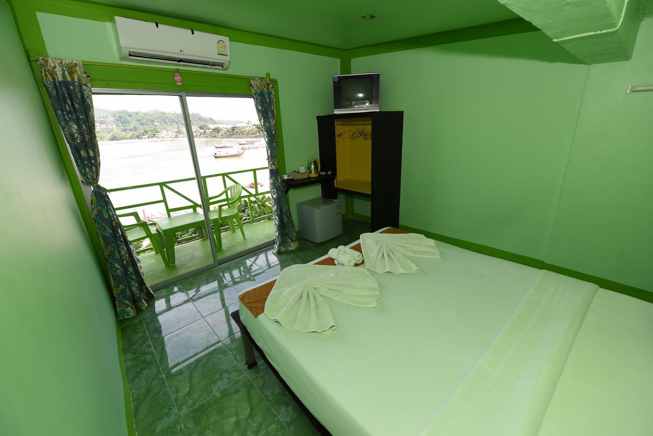 Phi Phi Beach Front Resort Exterior photo