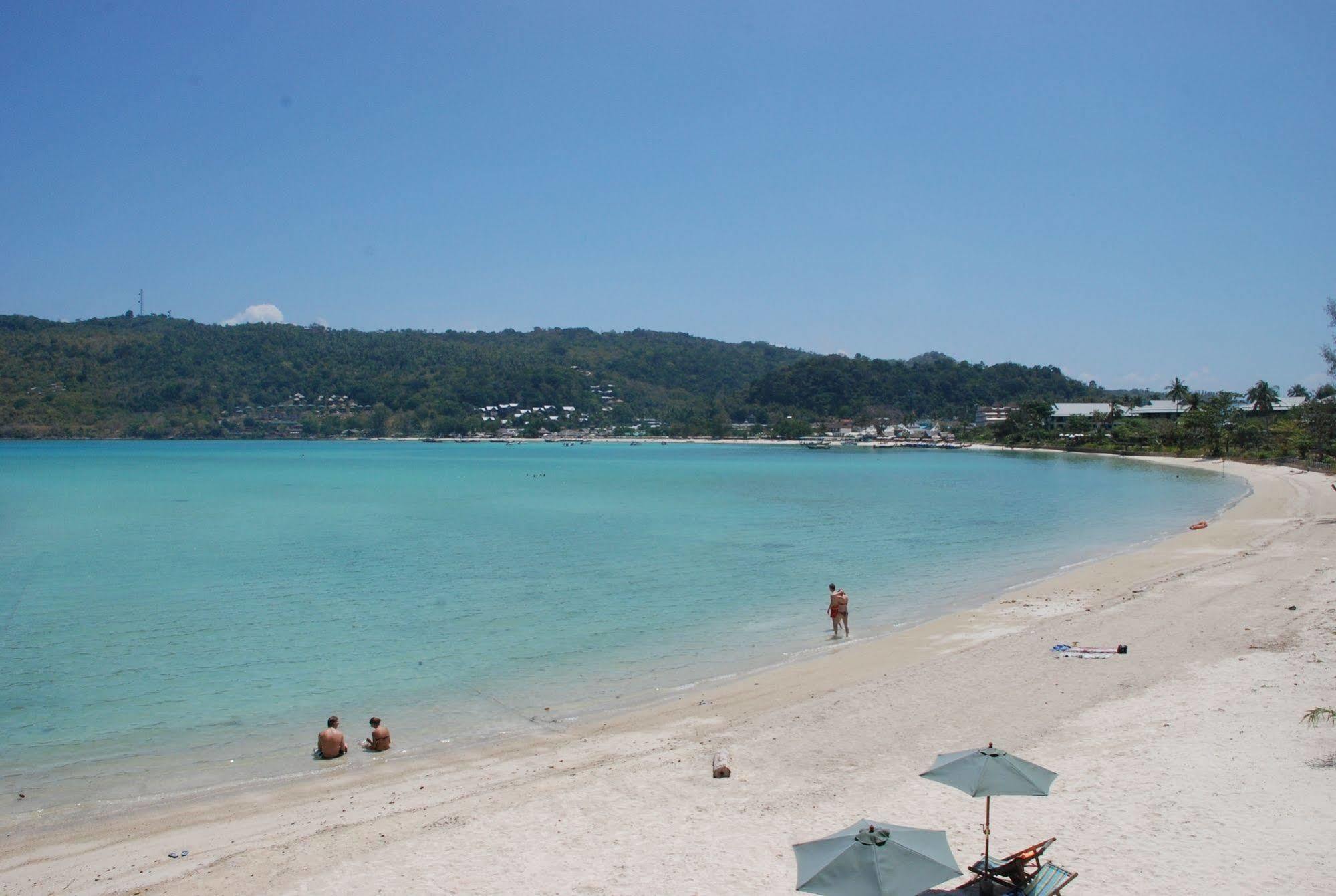 Phi Phi Beach Front Resort Exterior photo